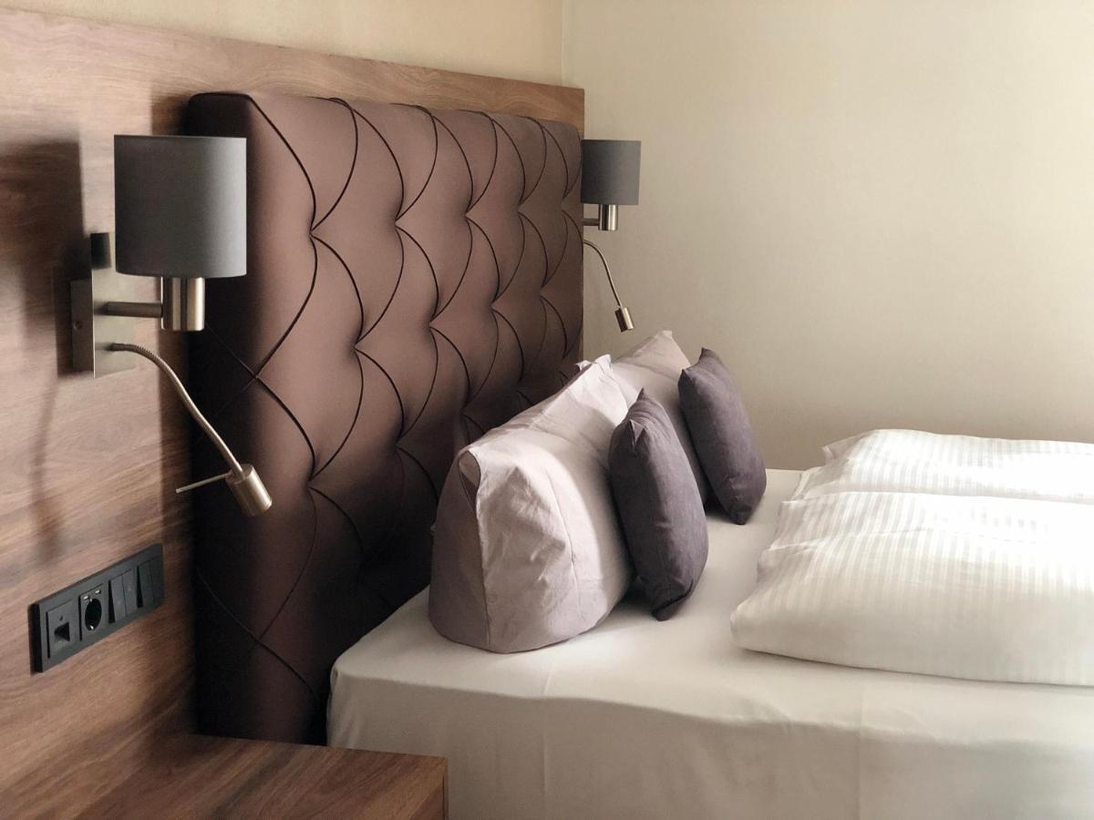 Intergroup Business & Design Hotel Ingolstadt Kosching Экстерьер фото