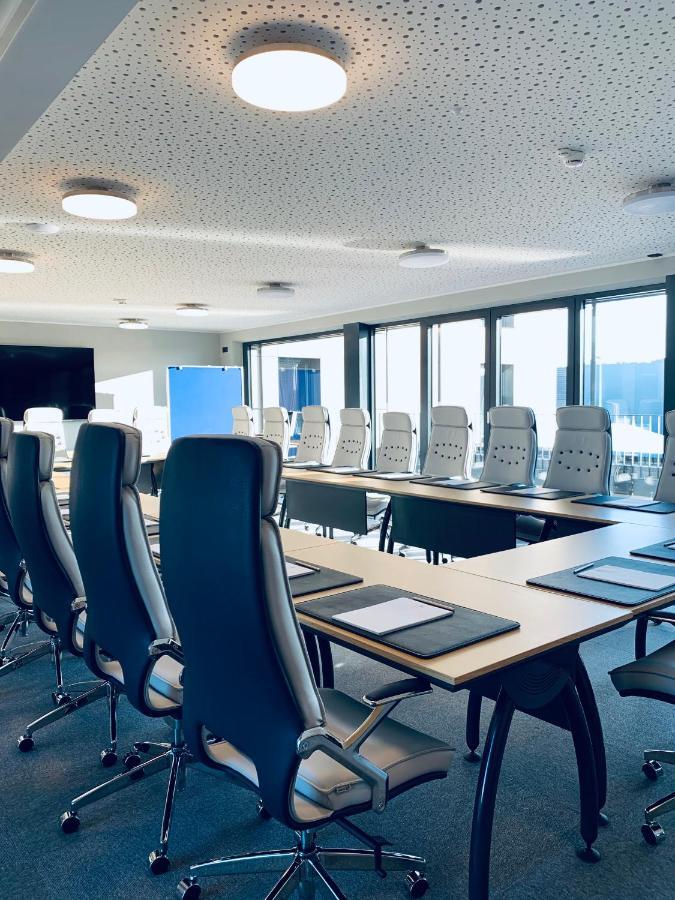 Intergroup Business & Design Hotel Ingolstadt Kosching Экстерьер фото